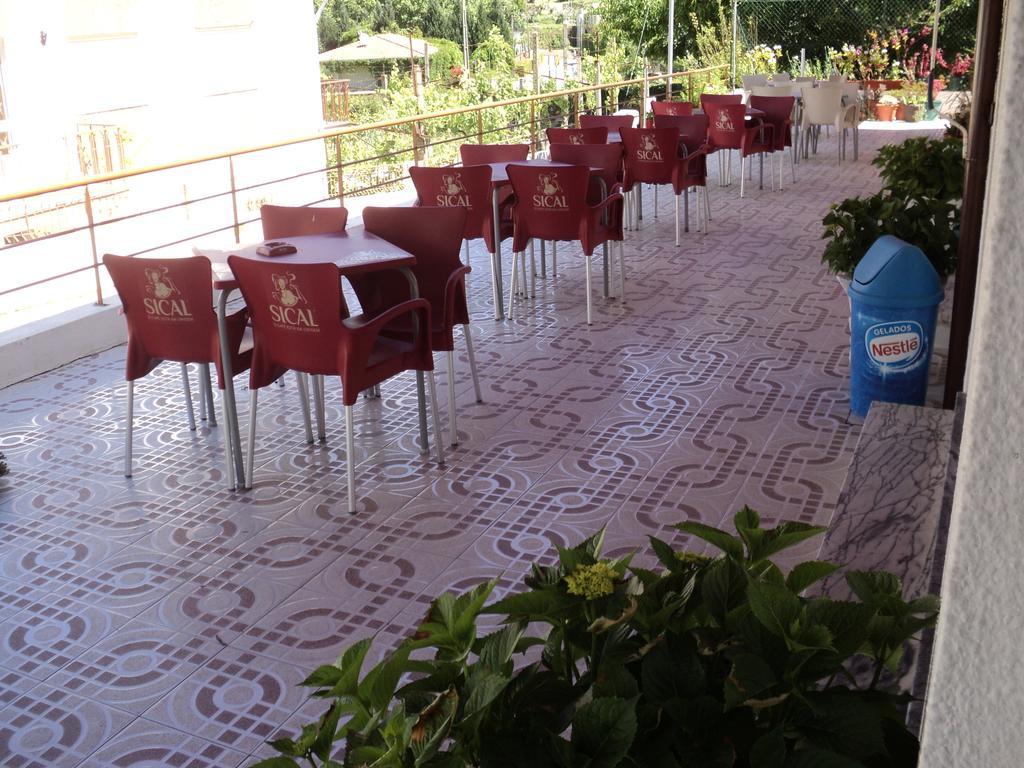 Alojamento Correia Caldelas Luaran gambar
